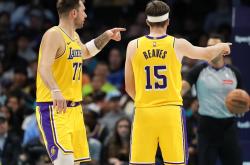 开云官方app入口-包含篮球巨星受伤将缺席接下来比赛的词条