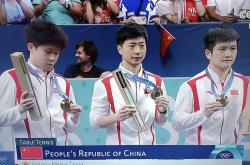 开云官网-中国乒乓球队险胜瑞典乒乓球队，马龙完成帽子戏法的简单介绍