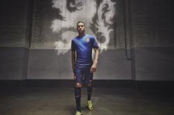 开云体育平台APP-雷霆万钧，伦纳德封神，广东队遭遇赛季最惨痛失利