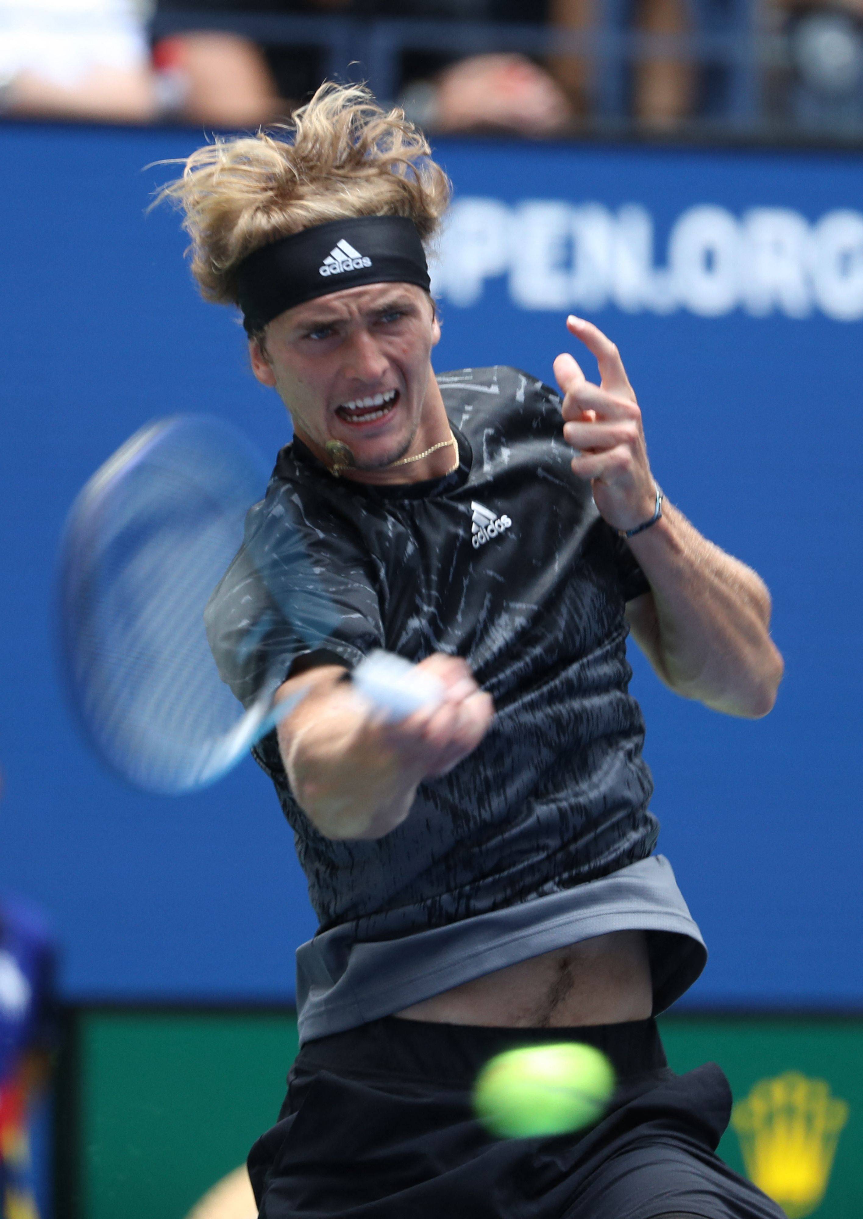 意大利网球队血洗西班牙网球队，兹维列夫关键制胜的简单介绍