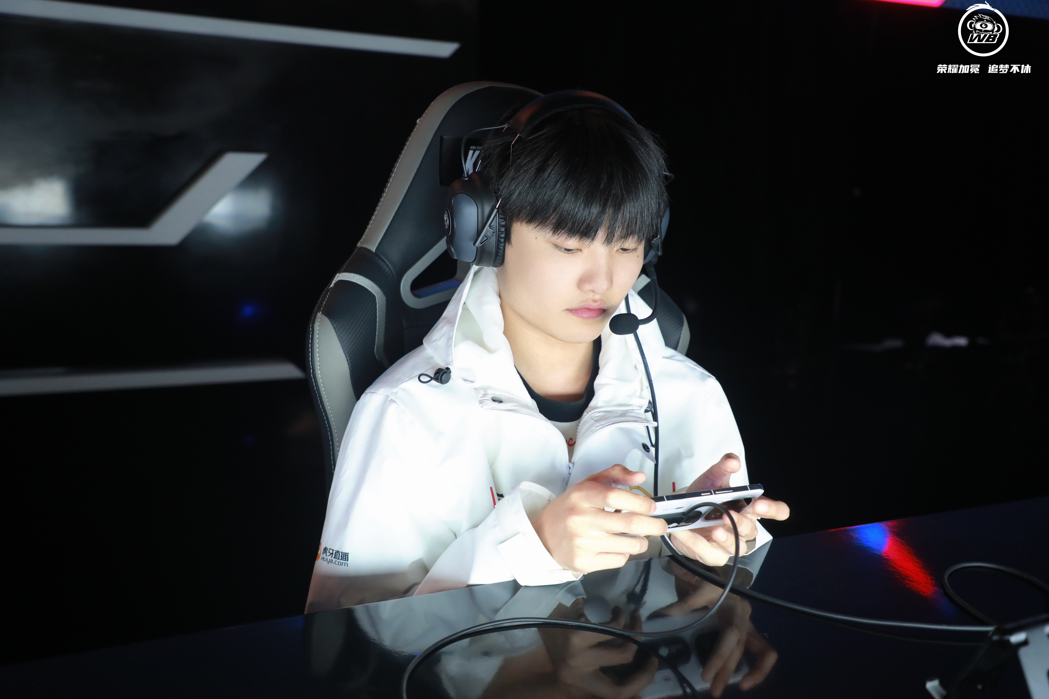 WBG鏖战FLY，Xiaohu高光表现的简单介绍