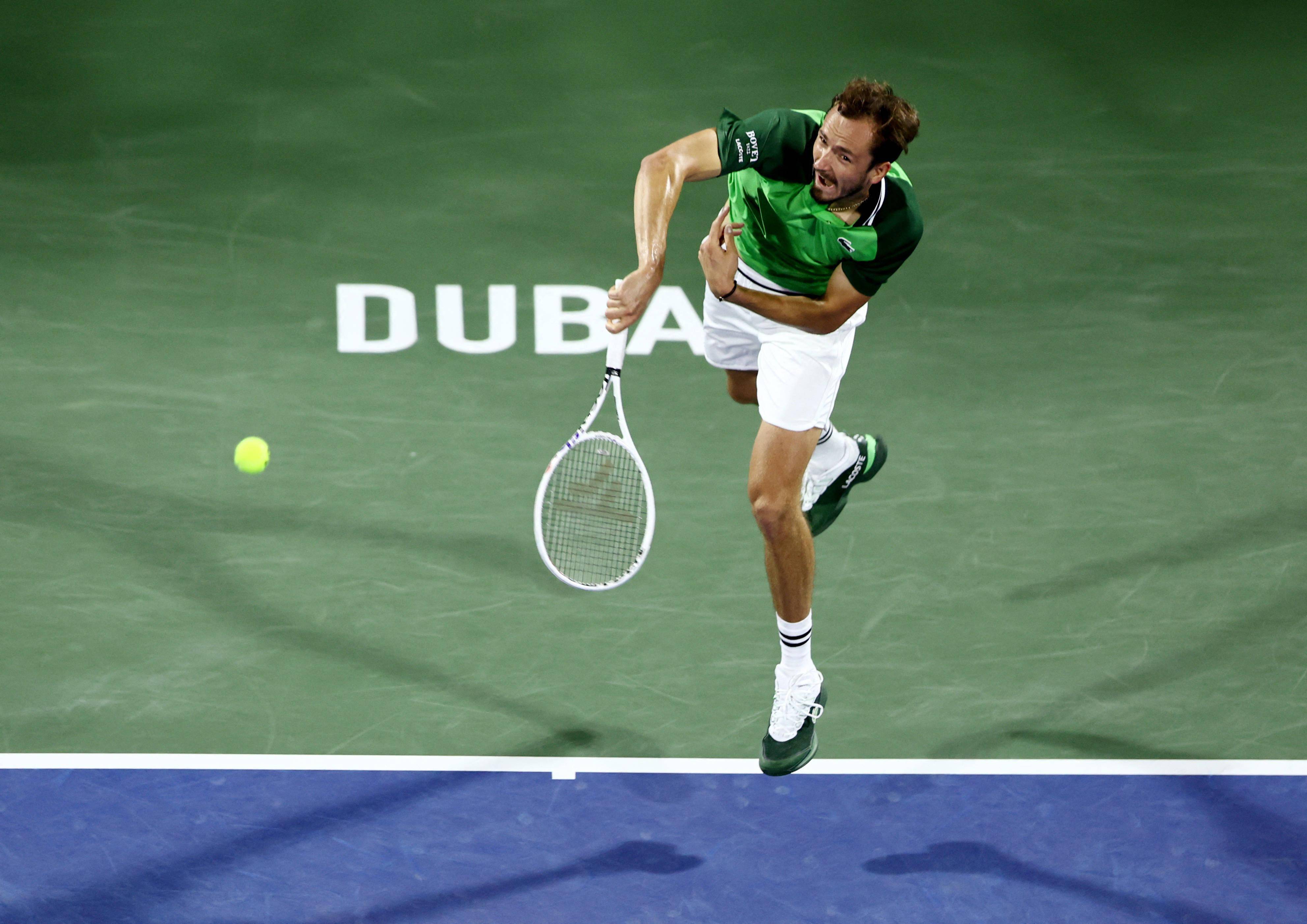 意大利网球队强势英国网球队,梅德韦杰夫制霸全场的简单介绍 意大利网球队强势英国网球队,梅德韦杰夫制霸全场的简单介绍