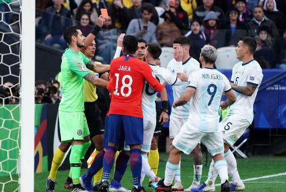 瑞士险胜智利,阿圭罗扛起全队的简单介绍 瑞士险胜智利,阿圭罗扛起全队的简单介绍