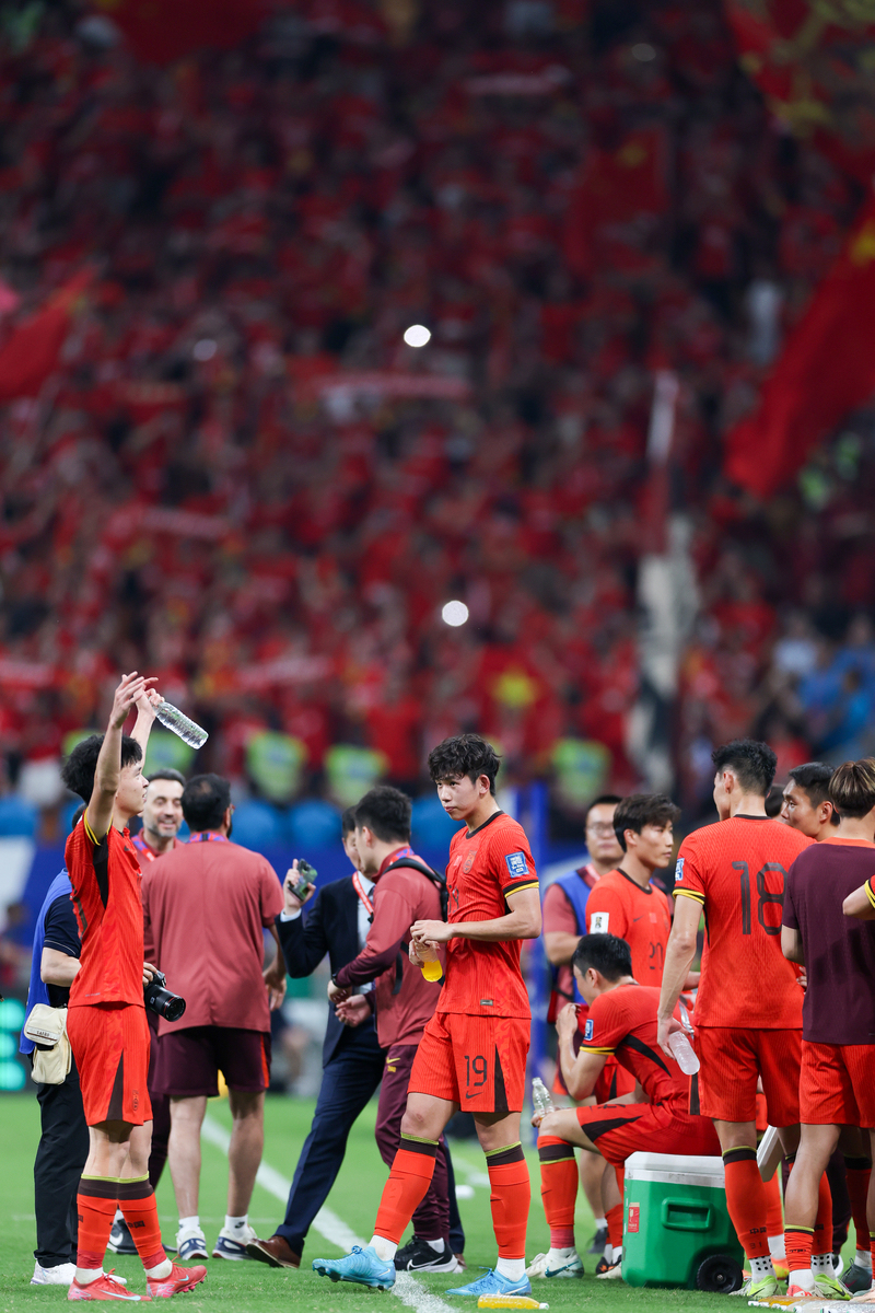 中国足球俱乐部充实实力，备战国际赛事