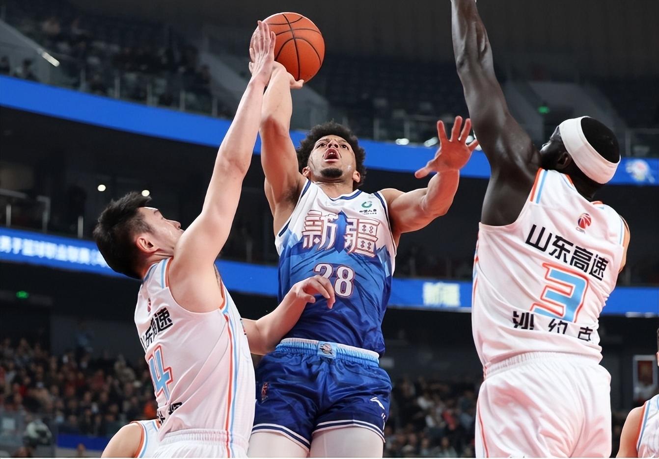 新疆男篮击败强敌，展现出色表现的简单介绍
