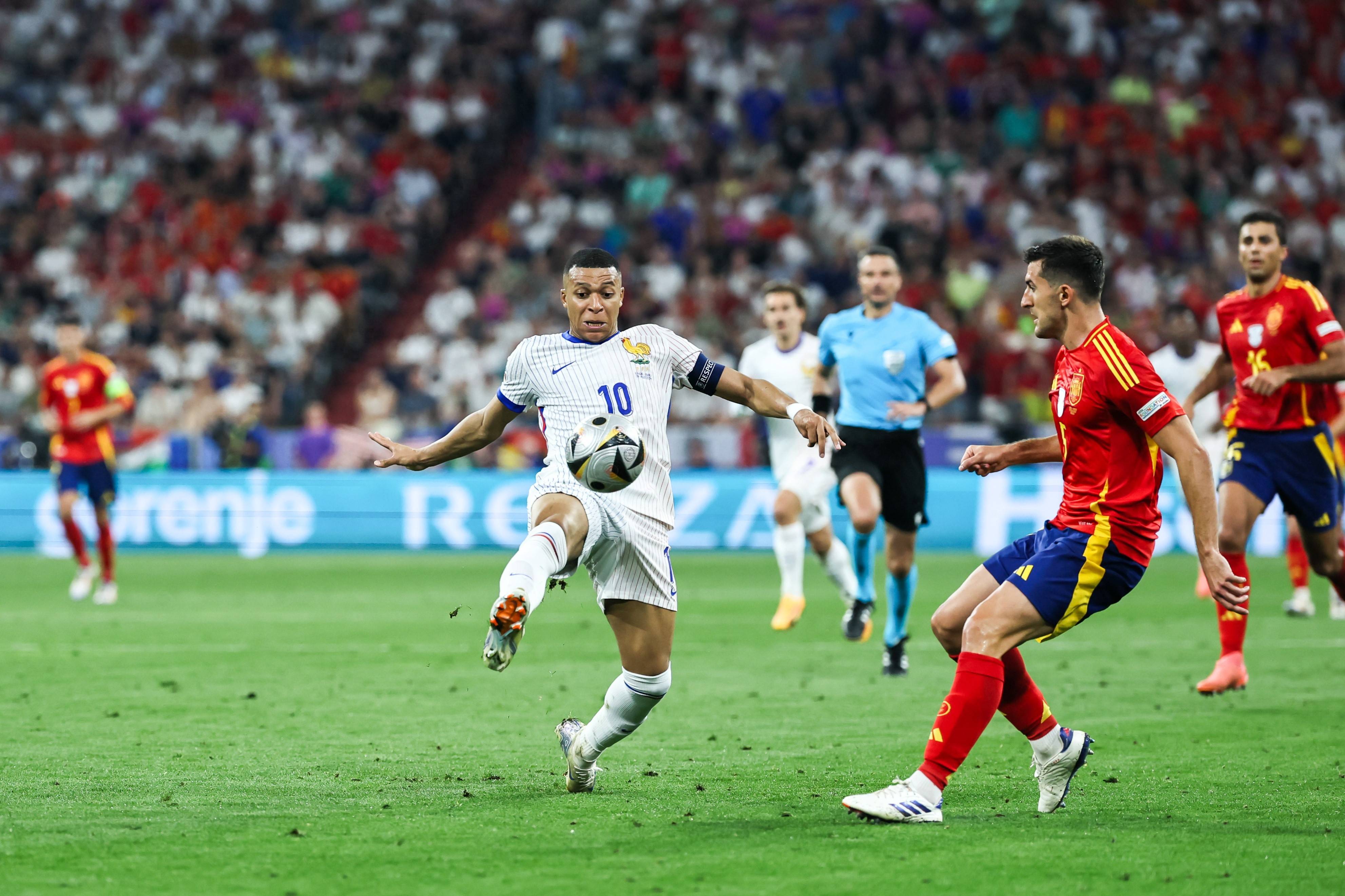 关于芬兰神奇逆转乌克兰，晋级欧洲杯强的信息