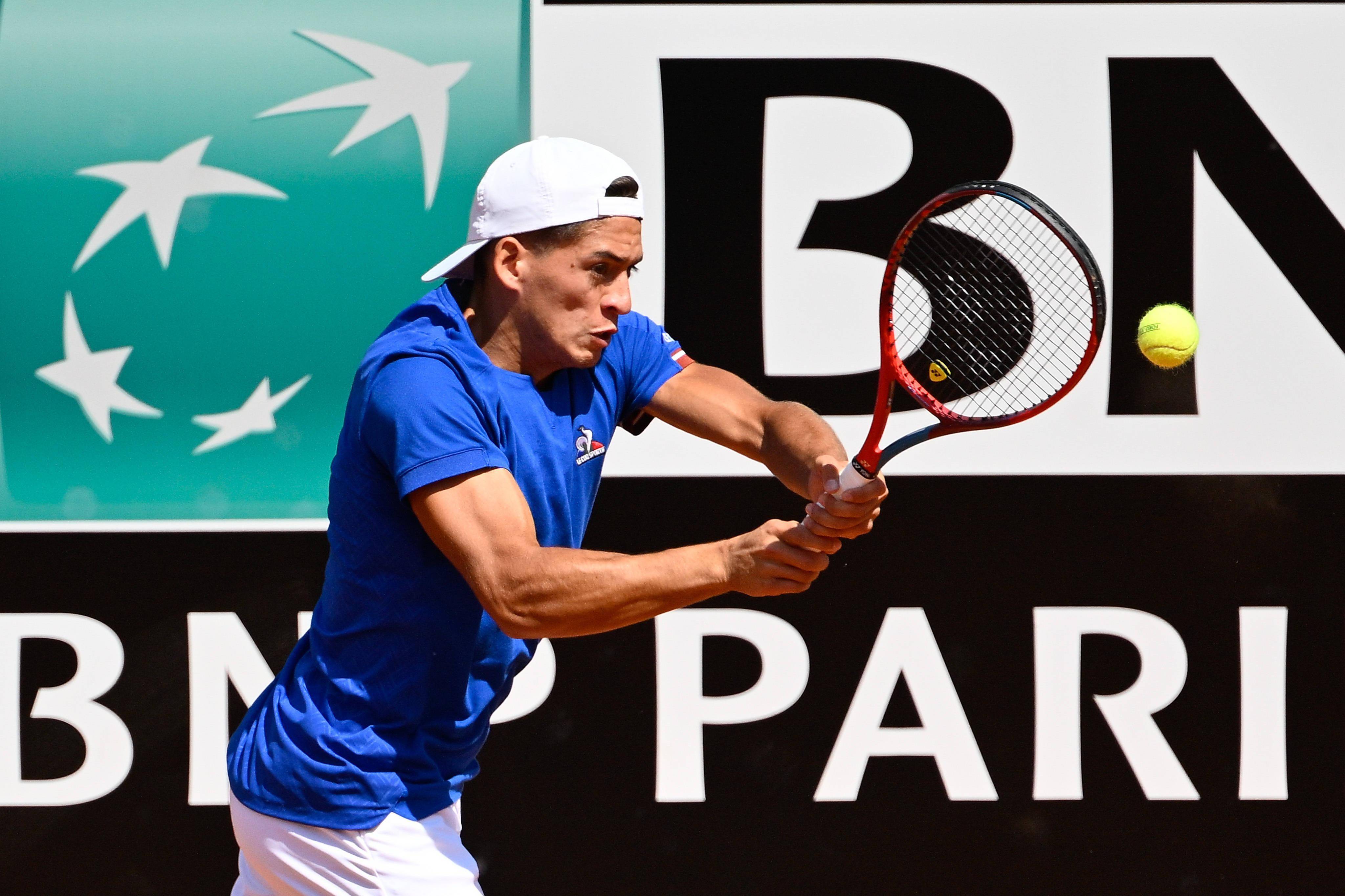 意大利网球队轻取世界网球队,兹维列夫送出助攻 意大利网球队轻取世界网球队,兹维列夫送出助攻