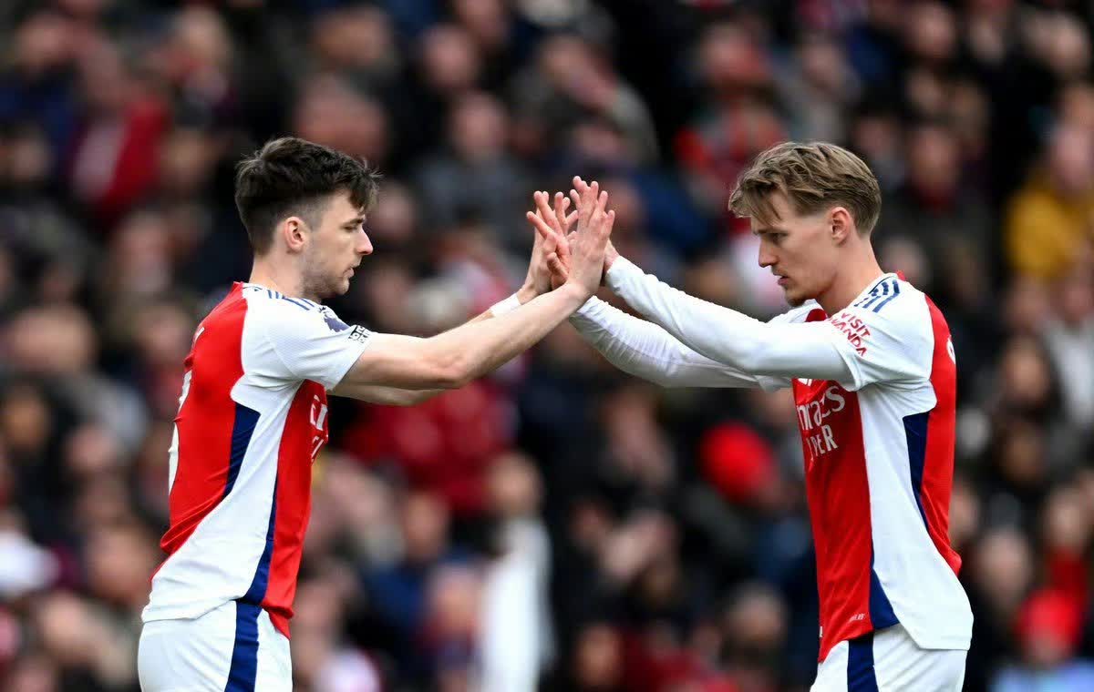 拜仁轻取波兰,阿尔瓦雷斯惊艳世界的简单介绍 拜仁轻取波兰,阿尔瓦雷斯惊艳世界的简单介绍