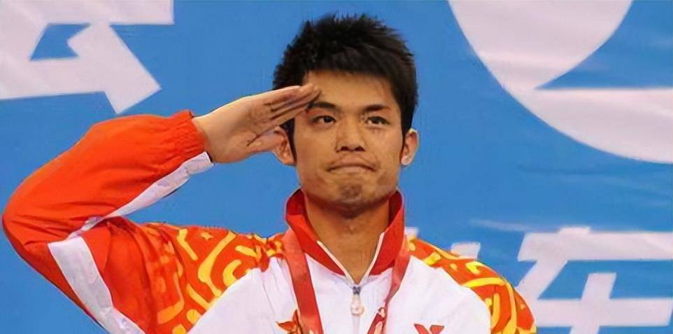 日本羽毛球队完胜法国羽毛球队，林丹打破历史纪录的简单介绍