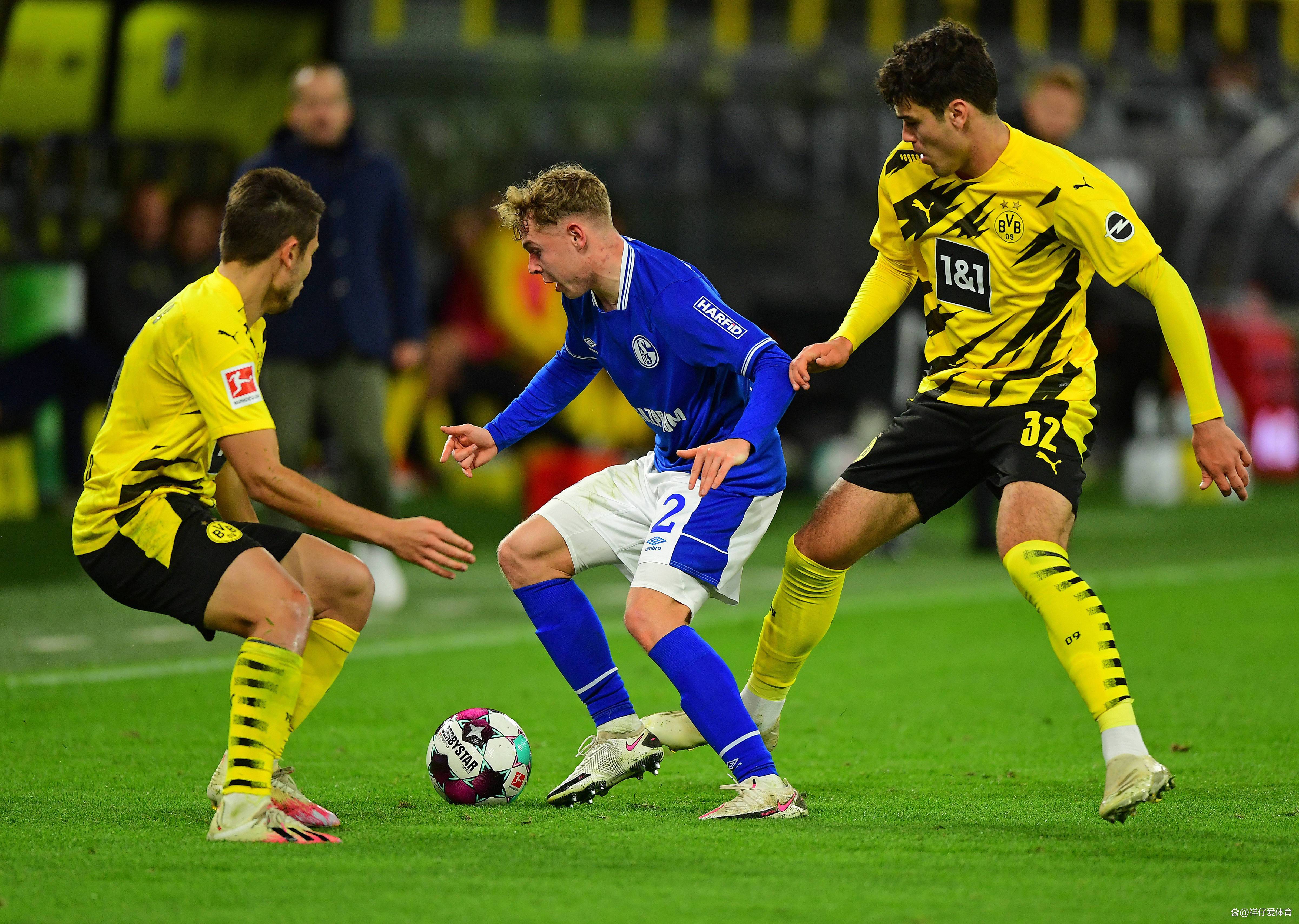 瑞典足球联赛赛程调整，球迷热情高涨的简单介绍