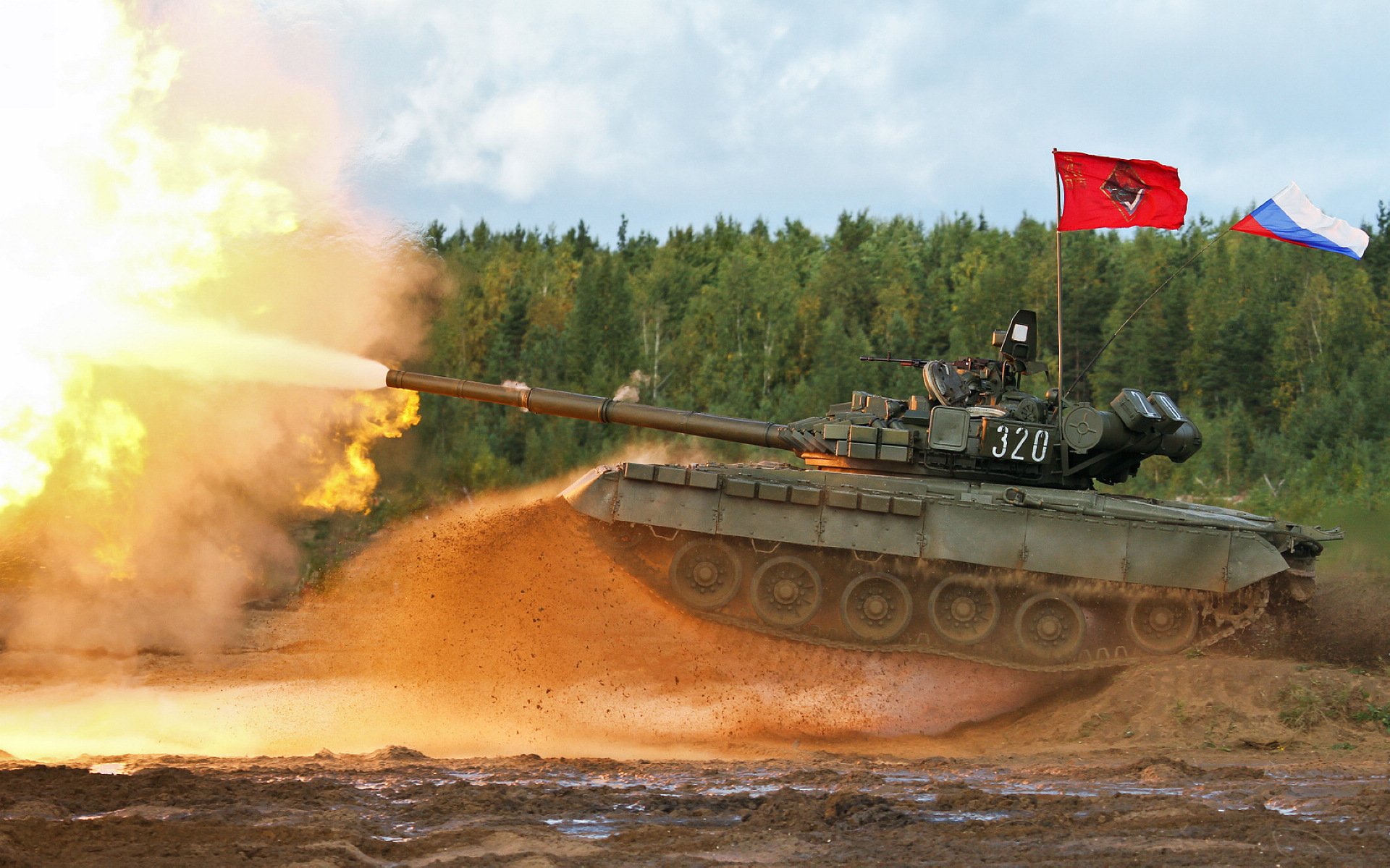 冰火对决，当加拿大铁壁遭遇那不勒斯烈焰，莫德里奇如何演绎防守艺术？