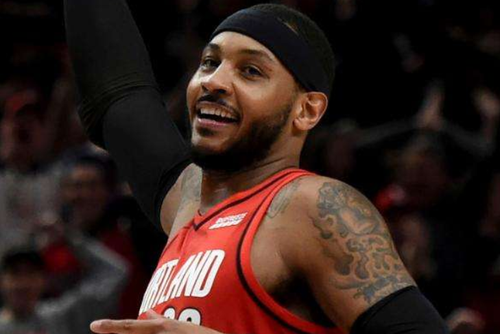 关于开拓者再遭惨败，利拉德孤军奋战无果的信息