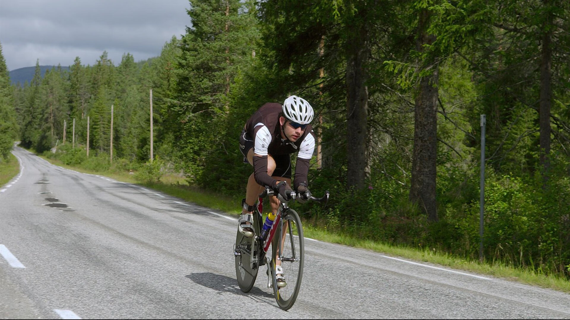 焦点战托尼破茧成蝶，希腊军团轻取威尔士显统治力