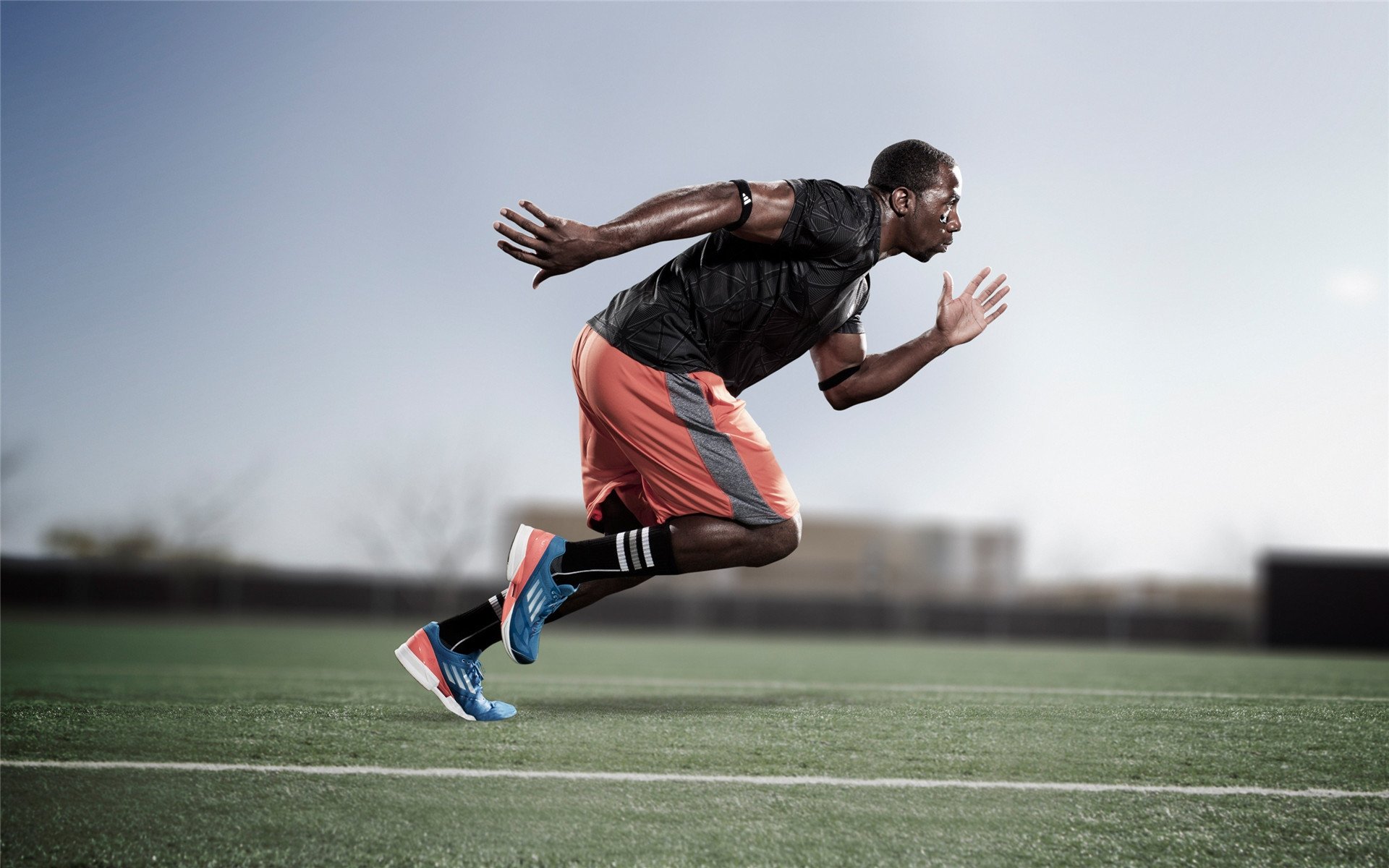 魔术加时取胜开拓者,伦纳德在意甲焦点战接管比赛